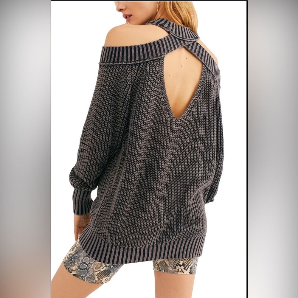 Free People Half Moon Bay Pullover Sweater
Size Small
